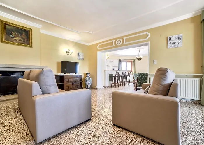 Puchero - Plusholidays * Calpe