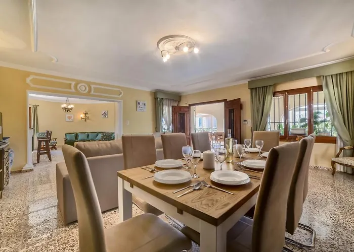 Puchero - Plusholidays Calpe