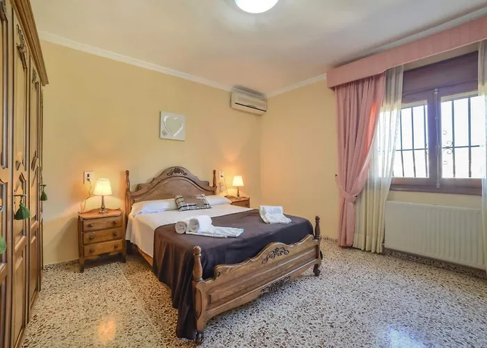 Puchero - Plusholidays Calpe